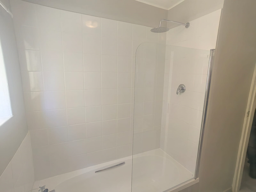 2 Bedroom Property for Sale in Fish Hoek Western Cape